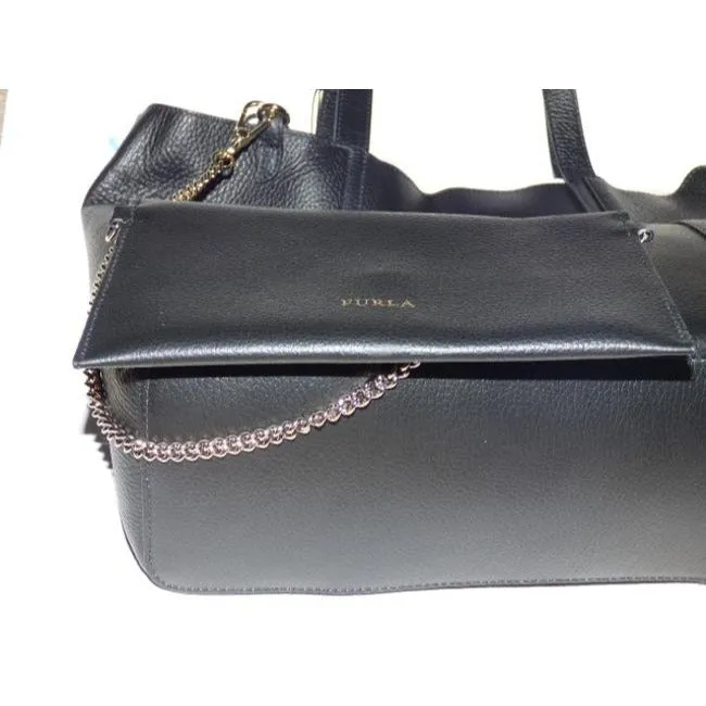 Fabulous, NWT, XL, Furla tote bag with a matching, wallet/organizer that is attached by a chrome chain link strap
